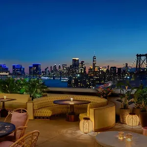 Moxy Brooklyn Williamsburg 4* New York
